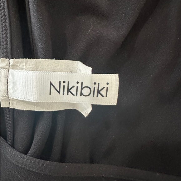 Nikibiki Seamless Black Wrap-Style Long Sleeve Bodysuit Holiday Winter Trendy M - Picture 9 of 10